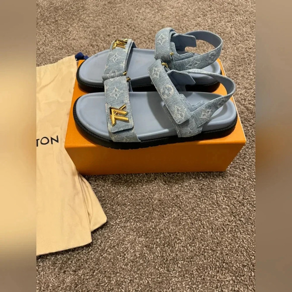 LV Sunset Flat Comfort Sandal Light Blue Monogram Denim Size 10 - Picture 9 of 15